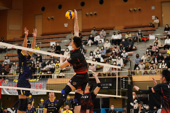 サントリー、ジェイテクトが連勝　パナソニックとWD名古屋は１勝１敗に持ち込む　V1男子
