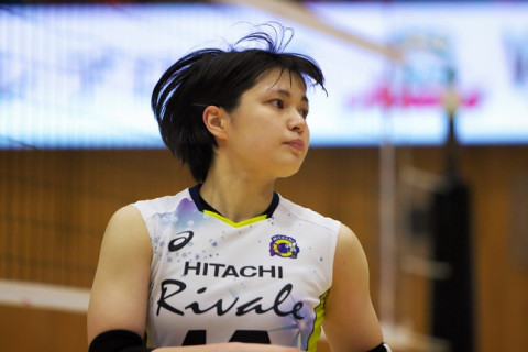日立・境紗里奈「緊張の中でも相手を見てトスを上げることができた」、東レ・小川愛里奈「初めてのオポジット、楽しみです」　V1女子 V Cup会見コメント サムネイル