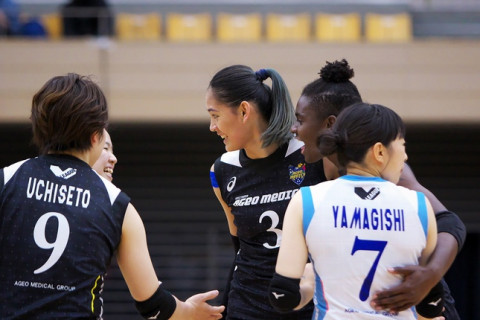 セミファイナルの対戦カードは、久光対NEC、埼玉上尾対JTに　V1女子 V Cup サムネイル