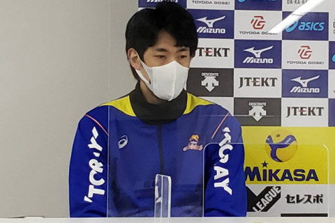 東レ・李博「東レのバレー自体は悪くなかった」篠田監督「明日はうちのコンビといかにクレクを抑えるか」 サムネイル