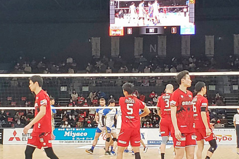 WD名古屋・山近「初VOMは、ブロックとディフェンスが上手くいったからかな。キルを増やしたい」高梨健太「代表に選ばれるかどうかは上の人が考えること。しっかり自分と向き合う」V1男子会見 サムネイル