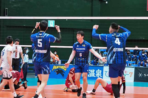 大竹壱青「流れを引き寄せることができてよかったが、3セット目もとり切るべきだった」白澤健児「出てないときにどんな指示が出ているか聞いておき、それに自分の考えをあわせて入った」パナソニック会見 サムネイル