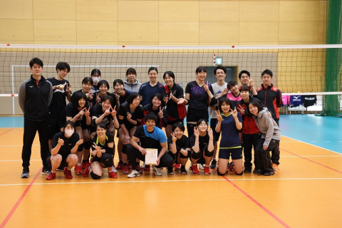 NECレッドロケッツで古賀幸一郎さん（元WD名古屋）が指導。「選手としてのキャパシティを広げてほしい」 サムネイル
