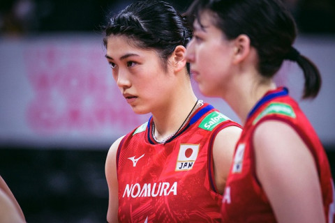 女子日本代表、中国にストレートで勝ち、2連勝。黒後愛「籾井とのコンビを合わせるように意識した」　VNL2021 サムネイル