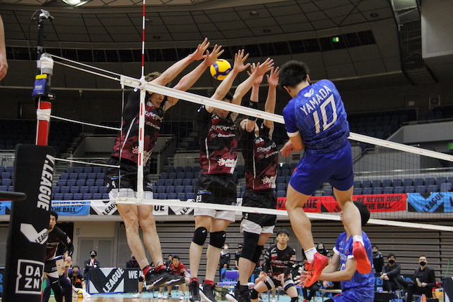 入れ替え戦でデビュー大分三好・藤原、大抜擢に「少し緊張した」