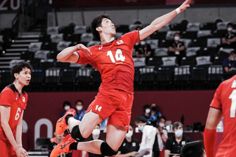 男子日本がバルセロナ五輪以来29年ぶりの五輪勝利　石川祐希躍動でベネズエラに快勝 サムネイル