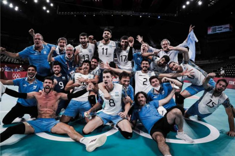 男子３位決定戦　南米のライバル対決をアルゼンチンが制し、銅メダルを獲得 ブルーノ主将「夢に描いたメダルは得られませんでした。でも責任感を持って、これからも前に進んでゆきます」 サムネイル