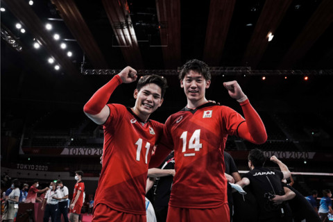 日本男子29年ぶり決勝トーナメント進出　石川、西田、高橋が躍動　石川「接戦になるのは想定済み。最後まで自分のやることがやれた」 サムネイル