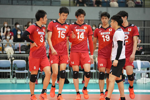 石川祐希、宮浦健人、髙橋藍ら　フォト 龍神NIPPON アジア男子選手権大会　2021.9/16千葉 サムネイル