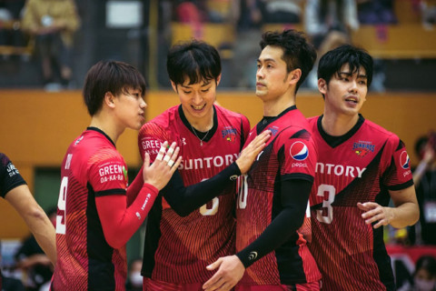 柳田将洋「いろんな状況の下、日本でできる幸せを感じながら改めて開幕戦に臨んだ」山村監督「正直言うとアラインは今日は使いたくなかった。FC東京さんに手札を切らされた」サントリー会見 サムネイル