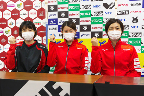 デンソー・森谷史佳主将「粘り強く戦うことができた」、NEC・柳田光綺「サーブ＆ブロックが機能した」　V1女子会見コメント サムネイル
