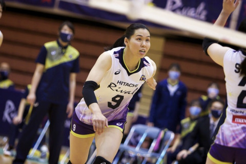 日立Astemoリヴァーレ・渡邊彩「最後はトスを持っていくと言われていました」、トヨタ車体クインシーズ・山上有紀「高いエリアから打たせたい。ロビンソン・ ケルシーは託せる存在」　V1女子会見 サムネイル