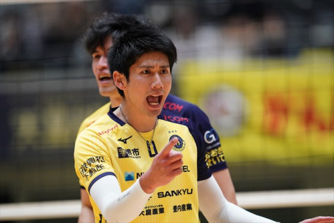 フォト・堺対ジェイテクト　樋口祐希、フェリペ、藤中優斗、山本智大、松本慶彦ら　天皇杯３日目第３試合　2021.12.12 サムネイル