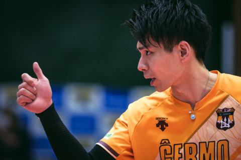 VC長野の戸嵜嵩大が12月20日付けでの海外移籍を発表　V1男子 サムネイル