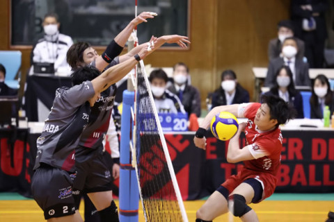 ヴォレアス北海道、アウェーでの富士通カワサキレッドスピリッツ戦を制し首位　僅差でヴィアティン三重が追う　V2男子 サムネイル