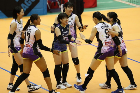 日立Astemoが首位JTをフルセットまで追い詰めるも、惜敗　V1女子 サムネイル