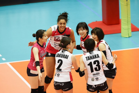 姫路が久光を3-1で破り、7勝目。PFUがKUROBEに3-1で勝ち、連敗を止める　V1女子 サムネイル