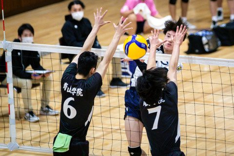 フォト 関東1部男子 中央大学 佐藤篤裕 藤原直也ら VS 青山学院大学 山本光太 今野大成ら.04.23 サムネイル
