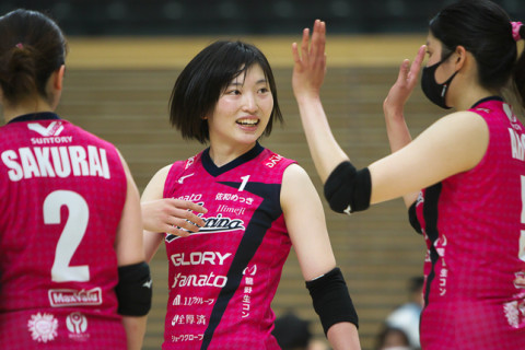 姫路・貞包里穂「みんなに助けられたシーズンだったと思います」、群馬銀行・田中瑠奈「どうやって相手を崩すのか、自分自身の挑戦でした」 サムネイル