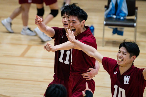 男子は慶応義塾が筑波破って白星発進。早稲田は2連勝。女子は5連勝の筑波、東海を国士舘が追う　関東大学バレーボール春季リーグ戦1部 サムネイル