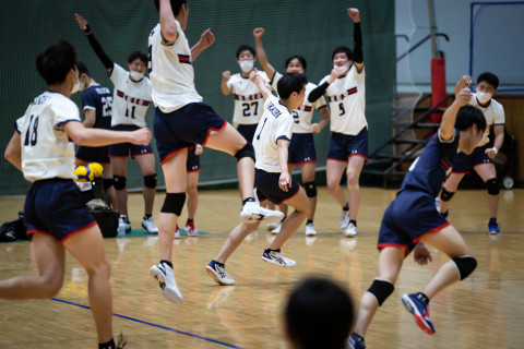 フォト 関東1部 春季リーグ 慶應大学 高倉真古都、松本喜輝ら VS 学芸大学 荒井大雄、田中夏希ら 2022.05.07 サムネイル
