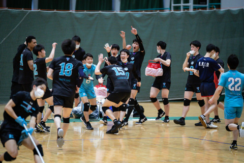 フォト 関東1部男子 春季リーグ 日体大 武藤茂、藤巻睦、一条太嘉丸ら VS 筑波大 エバデダン・ラリー、西川馨太郎、牧大晃ら 2022.05.07 サムネイル