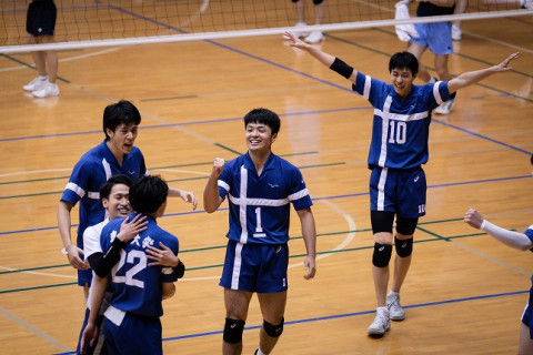 男子は東海大7勝目、早稲田大6勝目で1敗を守る。女子は全勝の東海大が22日、1敗の東女体大と直接対決　関東大学バレーボール春季リーグ戦1部 サムネイル