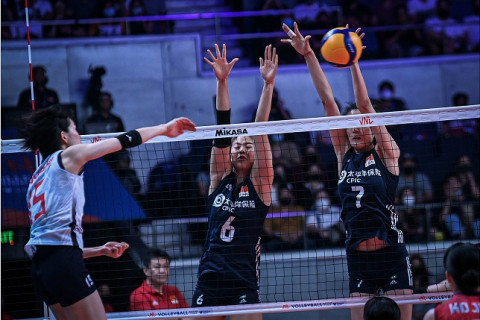 女子代表、林琴奈が攻守で貢献し、中国に3-1で勝利。無傷の8連勝　VNL予選ラウンド サムネイル