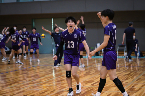 フォト 関東1部男子 春季リーグ 東京学芸大学荒井大雄、上村琉之介ら VS 日本体育大学 笹本陽、吉村颯太2022.06.05 サムネイル