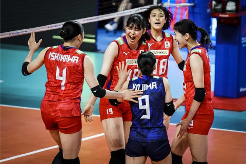 古賀紗理那主将が22得点。日本、韓国にストレートで勝利し、初陣を飾る　VNL女子予選ラウンド サムネイル