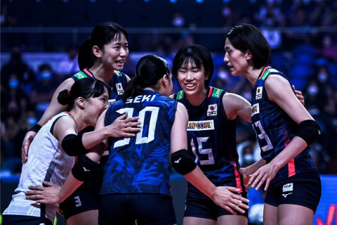 女子代表、ポーランドにストレートで勝利し、無傷の5連勝。古賀主将「サーブでしっかり崩せた」　VNL予選ラウンド サムネイル