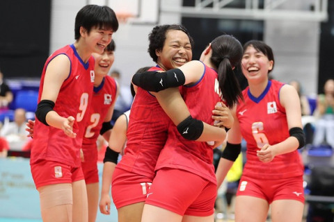 U20女子、中国をストレートで破り、金メダル。MVPに上村杏菜（金蘭会高２年）　第21回アジアU20（ジュニア）女子選手権 サムネイル