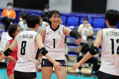 U20女子、ウズベキスタンをストレートで下し、2勝1敗　第21回アジアU20（ジュニア）女子選手権 サムネイル