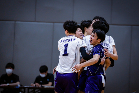 フォト 関東1部男子 秋季リーグ 東京学芸大学 荒井大雄、上村琉之介ら VS 日本大学 森垣陸、立原佑都ら 2022.10.15 サムネイル