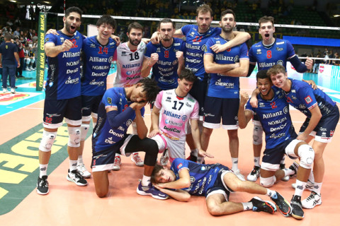 石川祐希所属ミラノ（イタリア1部）、強豪モデナに逆転勝利！ サムネイル