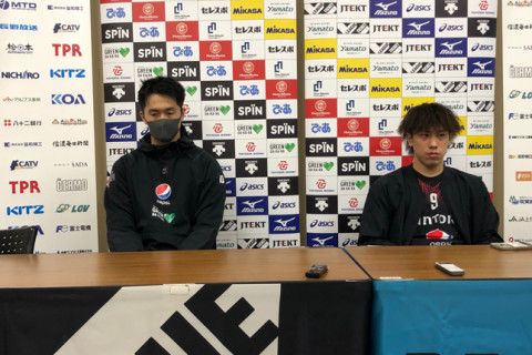 サントリー大宅真樹主将「勝つべき相手に負けてしまってダメージが凄く大きい」山村監督「長いゴールを見据えて戦う」V1男子 サムネイル