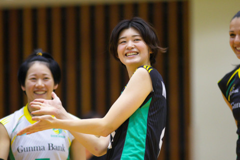群馬銀行・道下ひなの「V1に昇格できると私は思っています」、千葉・石川綾菜「吉田奈未がコートで引っ張って、私はみんなを盛り上げる」　V2女子会見 サムネイル