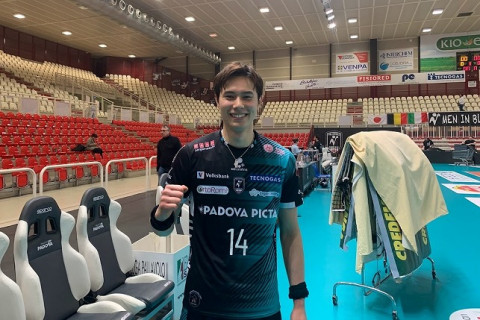 髙橋藍パドヴァ、チステルナに大逆転勝利で前半戦の雪辱を果たす！「2023年はチームの軸になれる選手になる」　イタリア１部 サムネイル