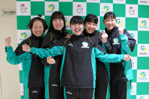 群馬銀行・齋藤真由美監督「心の痛みは相手を思いやる気持ちになる」、菊地実結「誰よりも自分が絶対やってやる」、ヴィアティン・長田詩夏「頭を使うバレーが楽しい」　V2女子会見 サムネイル