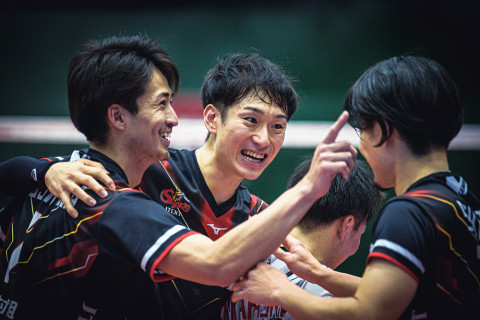 フォト ジェイテクトSTINGS 西田有志　柳田将洋　福山汰一ら　2023.2.19 パナソニックアリーナ サムネイル