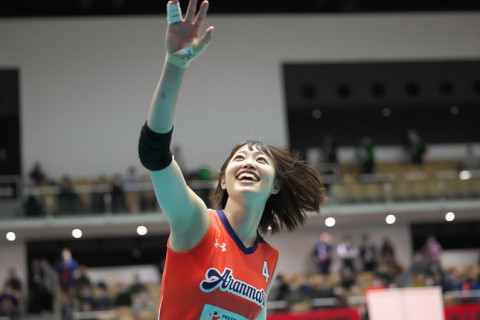 アランマーレが姫路に先勝。菅原里奈が6ブロック。試合巧者の岡山が群馬銀行を制する。　V・チャレンジマッチ第1戦 サムネイル