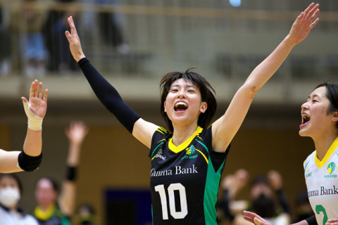 群馬銀行・白岩蘭奈「ファイナル、苦しい場面で出るのはわかっていた。気持ちでぶち込んでやろうと思った。入替戦の緊張感が楽しみ」、古市彩音「他のチームの思いも載せて戦う」 サムネイル
