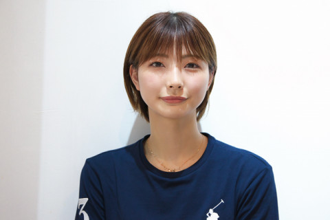 賀谷明日光（がやあすみ・元GSS東京、東京スリジエ）がカノアラウレアーズ福岡に入団。2シーズンぶりのVリーガー復帰へ サムネイル