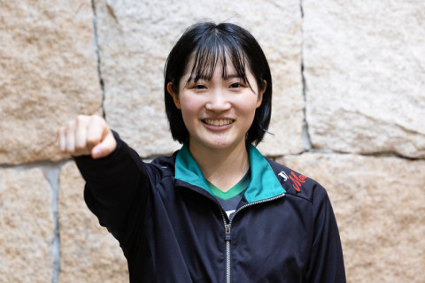 JT・西崎愛菜「ディグには自信があります」、埼玉上尾・山中宏予「高さのあるプレーでアピールしたい」　黒鷲旗コメント サムネイル