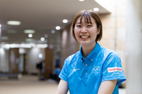 KUROBE・戸部真由香「速攻とブロックに注目して欲しい。引退後もいい形で恩返しができたら」、PFU・綿引菜都美「拾い負けず、粘り強く得点に繋げていく」　黒鷲旗コメント サムネイル