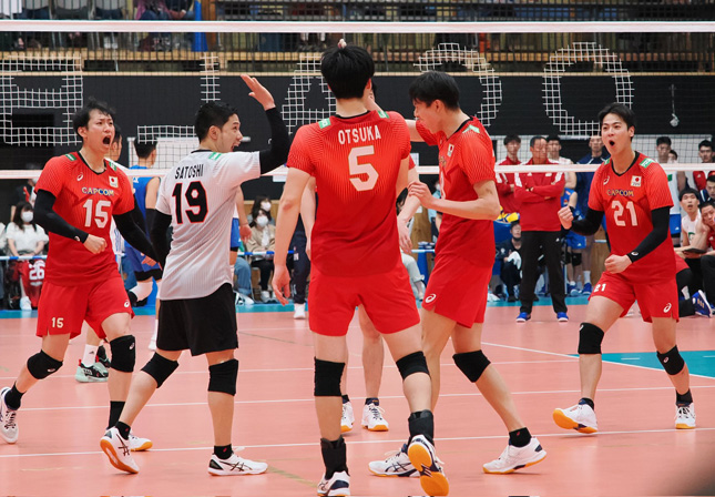 男子B代表が中国親善試合で４－０勝利　永露元稀「この素晴らしい環境でバレーができることに感謝。ブレずに目の前のことに集中する」