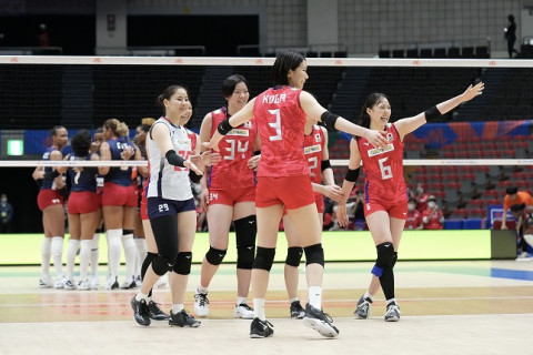 女子日本代表、ドミニカ共和国に3-1で勝利し、初戦を飾る。荒木彩花、入澤まい、西村弥菜美がデビュー戦で活躍　VNL サムネイル