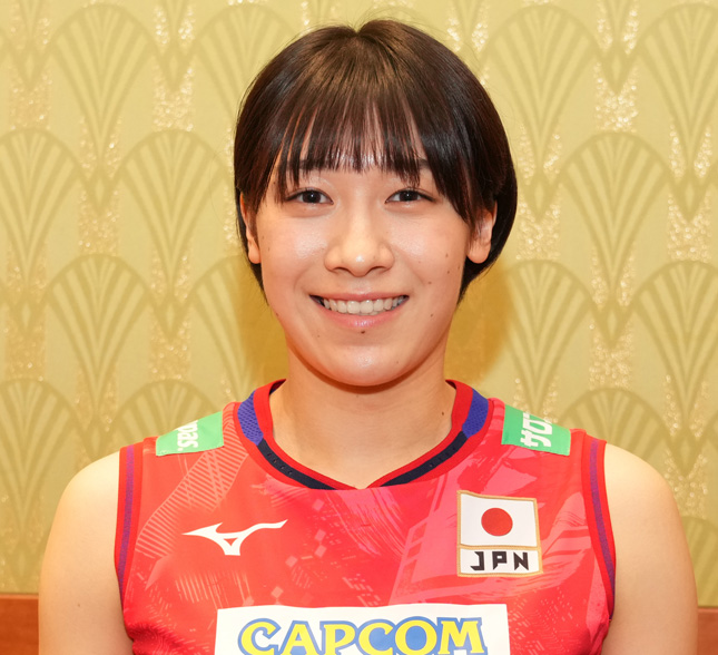 女子日本代表の石川真佑が兄の祐希と同じイタリアリーグ1部へ「海外挑戦は初めてで不安なことはあるが、強い覚悟を持ってプレーしたい」