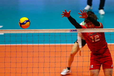 男子日本代表、イランにストレートで勝利し、3大会ぶりの金メダル　アジア選手権 サムネイル