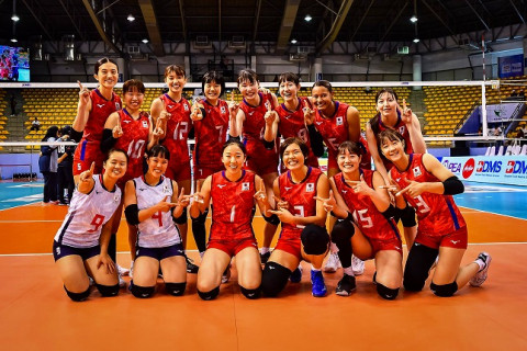 女子日本代表、イランにストレートで勝利し、白星発進　第22回アジア女子選手権大会 サムネイル